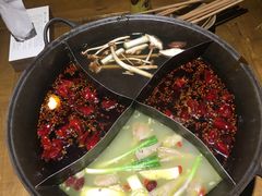 -白乐天毛肚火锅馆(南滨路店)