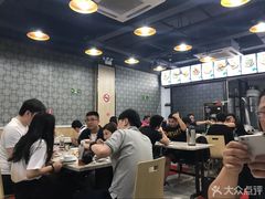 -扬州小吃(延安西路店)