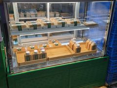 面包甜点陈列柜-勿理堂(西村店)