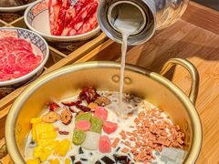 -周小明火锅(黑金冠社区店)