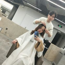 -斑斓色彩沙龙