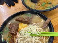 -志权牛肉面(灵山路店)