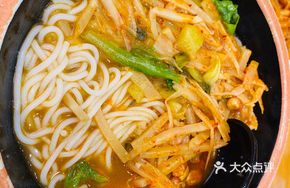 Sour Bamboo Shoot Noodles