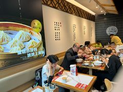 -馋三尺蟹粉小笼(人民广场店)