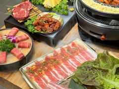 -青瓦餐厅·生鱼片·韩园烤肉(西塔店)