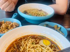 -何必是家面馆 HB noodles&coffee