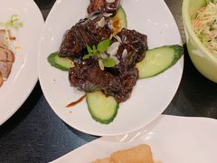 -河畔春天时尚餐厅