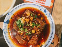 -肖四女乐山跷脚牛肉(世博源店)
