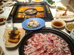 -老牌坊云南鱼豆花火锅(哈西万达店)