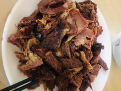 -闫家驴肉老店(华电一校店)
