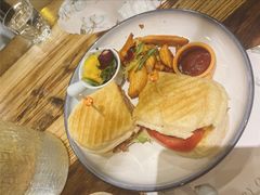 鸡肉帕尼尼-咖梦餐厅 COMENG RESTAURANT