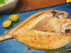 -8PINTS八品脱·日料·烧鸟·精酿小酒馆(莘庄店)