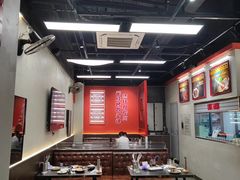 -许哥东北烧烤·铁丳烤串·宫后夹肉(繁花中心店)
