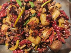 -渔语鱼新川菜Bistro(万象天地店)