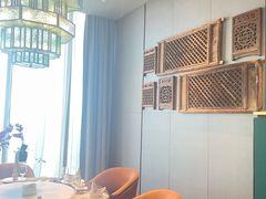包房-金鹰国际酒店·满园春中餐厅