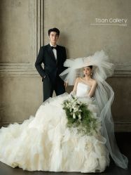 -雪中彩影婚纱摄影·微光艺术中心