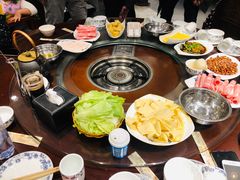 -亿诣蝎府炸酱面羊蝎子火锅(酷车小镇店)