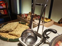 -尚尚仙·酸汤猪手·猪肚鸡火锅(华联万柳购物中心店)