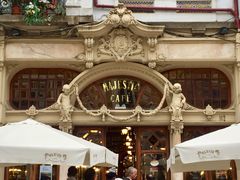 -Majestic Café