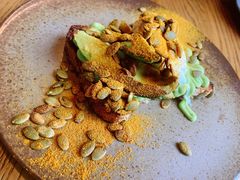 牛油果吐司-BOR Eatery(安福路店)