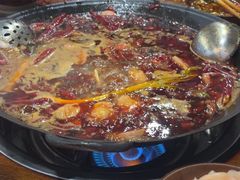-黄潇洒老火锅(九眼桥宏济巷店)