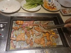 -爱客得牛排海鲜烤肉·火锅自助(春熙路黑金好店)