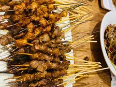 -丽伟的串·烧烤·砂锅(芝麻街店)