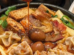 -老新隆牛肉锅贴(新街口店)