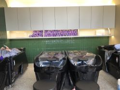 -摩登时代美发沙龙