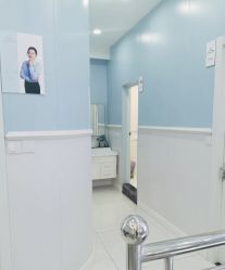 -蕾特恩专业祛痘·皮肤管理