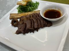 -品悦酒店(三林古镇店)