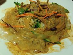 东北七彩大拉皮-关东小磨东北菜(上海长风大悦城店)