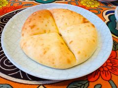 拉丝奶酪饼-蒙亨·手把肉·蒙古包文化主题餐厅(天恒广场店)