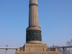 -人民防洪胜利纪念塔