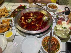 -蛙一刀·麻椒鱼火锅(金仙桥店)