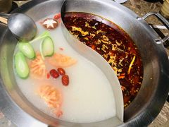 -小龙坎火锅(湖滨银泰in77店)