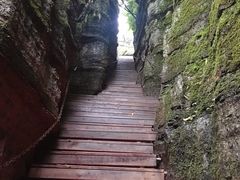 -梭布垭石林景区