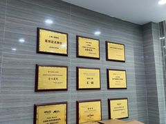 -上海仁爱医院口腔科 · 种植