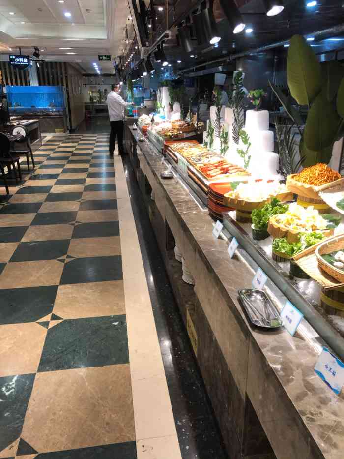 蓝钻·国际美食海鲜自助百汇(西直门店)
