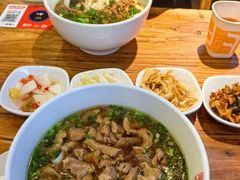-湘人龙记老长沙米粉(鸟巢店)
