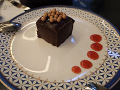 -LES ELITES 英集荟(南京西路店)