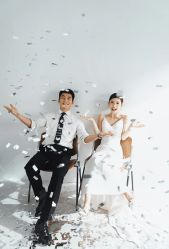 -雪中彩影婚纱摄影·微光艺术中心