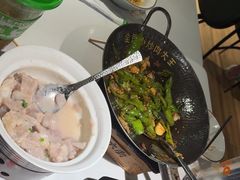 -费大厨辣椒炒肉(高铁吾悦广场店)