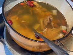 -鸽子侯·家宴·平价海鲜(绿地店)