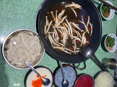 -憨铁匠老火锅(龙岗万科里店)