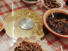 -洪霞餐馆·川菜·鲜货现炒(两江春城店)