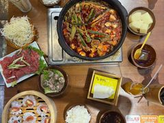 -黔有有贵州酸汤夺夺粉火锅(五味十字店)