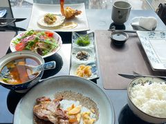 -新鲜特色餐厅(香格里拉大酒店)