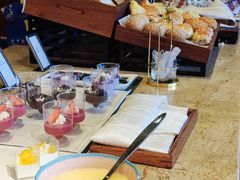 -大中华希尔顿酒店-念自助餐·嗨啤·小龙虾