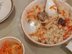 -欧提汗·新疆餐厅·清真(银都路店)